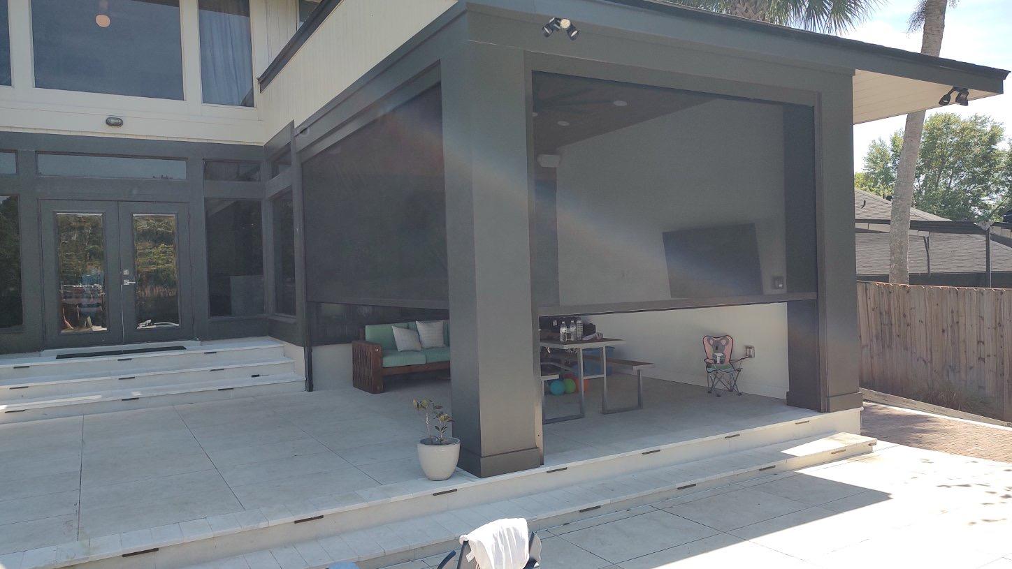 install retractable screens in Orlando